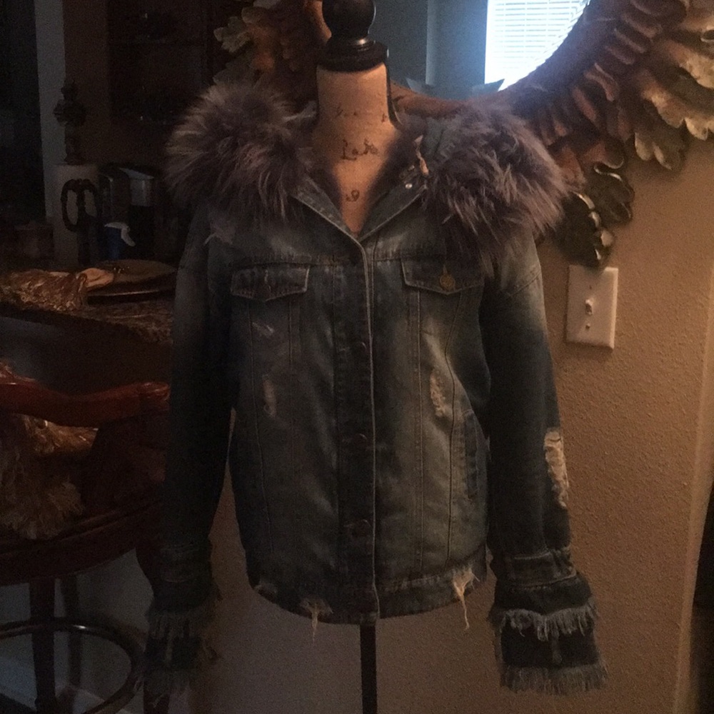 Women's Blue Denim Jacket with Faux Fur Trim